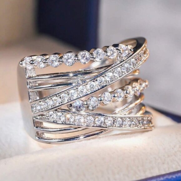 NEW 18k White Gold Diamond Ring Layer Wide Ring Band - Picture 4 of 7